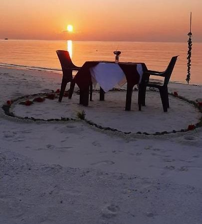 Rashuthere Maldives Rasdhoo Extérieur photo